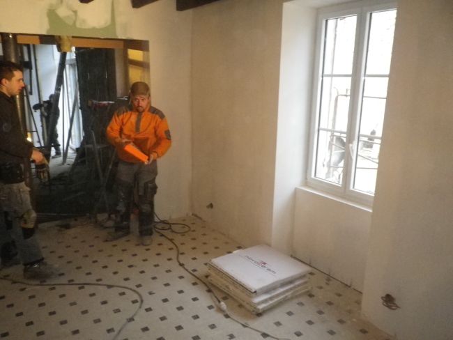 emission-D&Co-novoceram-instructions-chantier D&Co-carrelage cuisine