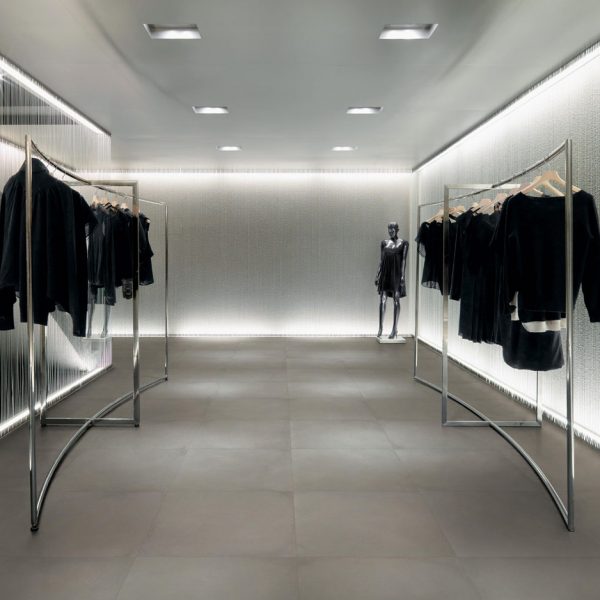 Ciment Chrome 60x60 - Gres Porcellanato per Attività Commerciali