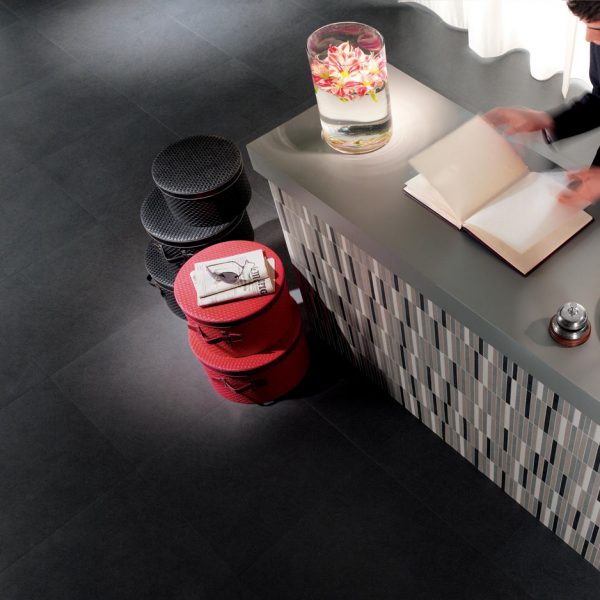 Anthracite 60x60 rect - Gres Porcellanato per Hotel