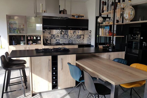 Cucina Indigo Carvin