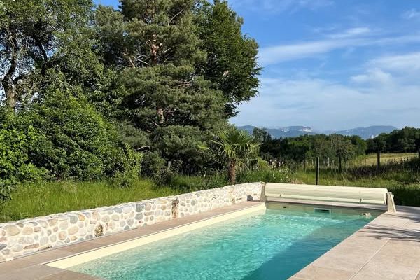Ristrutturazione di una zona piscina
