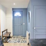 Pavimento dell'ingresso con Indigo - Mine à la Pelle Architecture