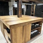 Una cantina con pavimento piastrellato Tiber