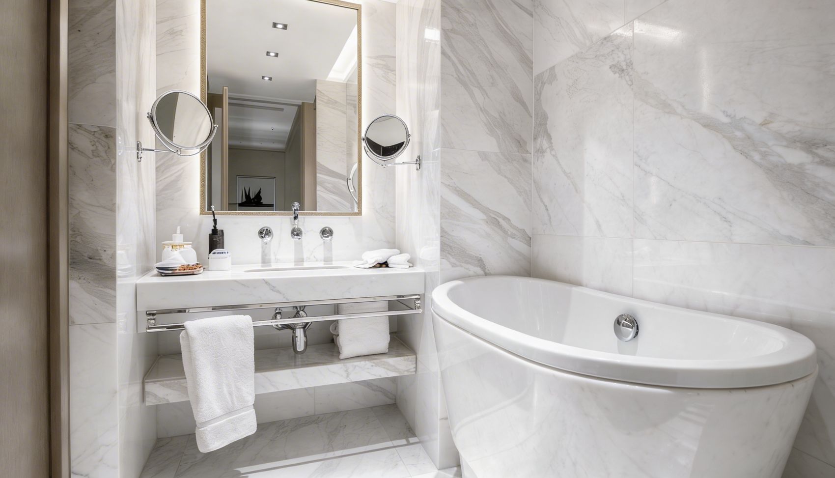 piastrelle bagno effetto marmo