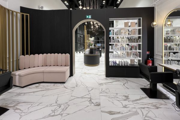 Allestimento del salone Jean Marc Joubert presso CAP3000